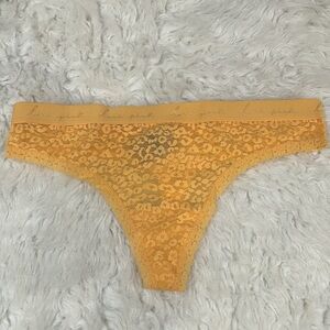 Vs Pink cheetah print lacy thong